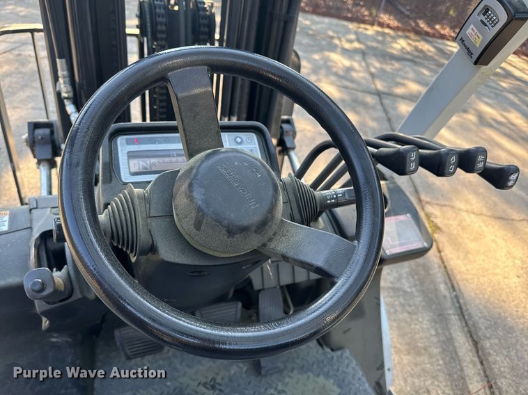 image for item DW1969 2016 UniCarriers PF50 forklift