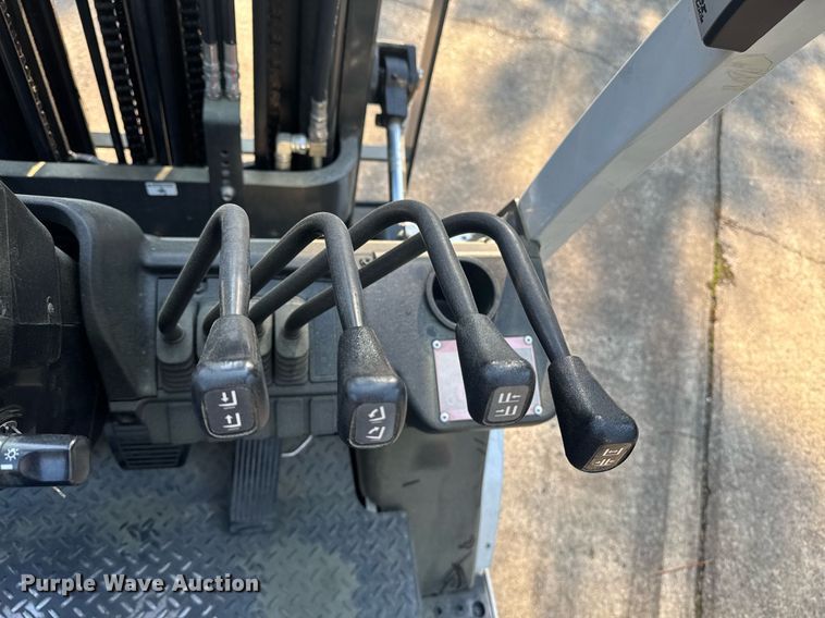 image for item DW1969 2016 UniCarriers PF50 forklift