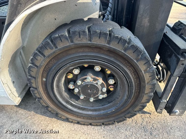 image for item DW1969 2016 UniCarriers PF50 forklift