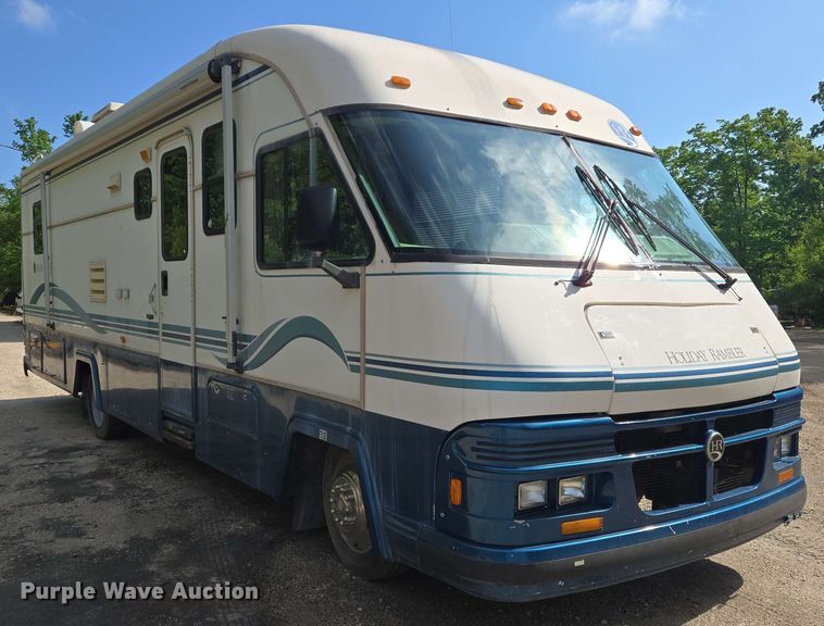 image for item DW7010 1995 Holiday Rambler Vacationer RV