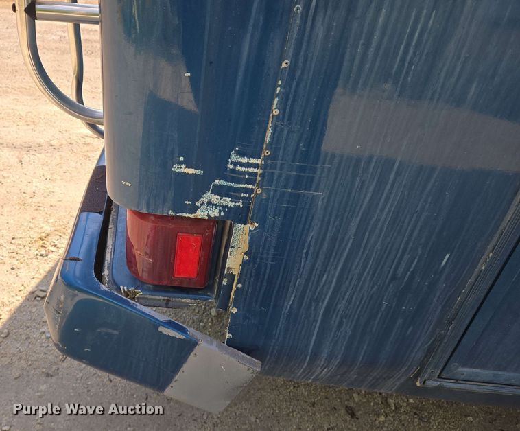 image for item DW7010 1995 Holiday Rambler Vacationer RV