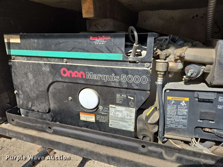 image for item DW7010 1995 Holiday Rambler Vacationer RV