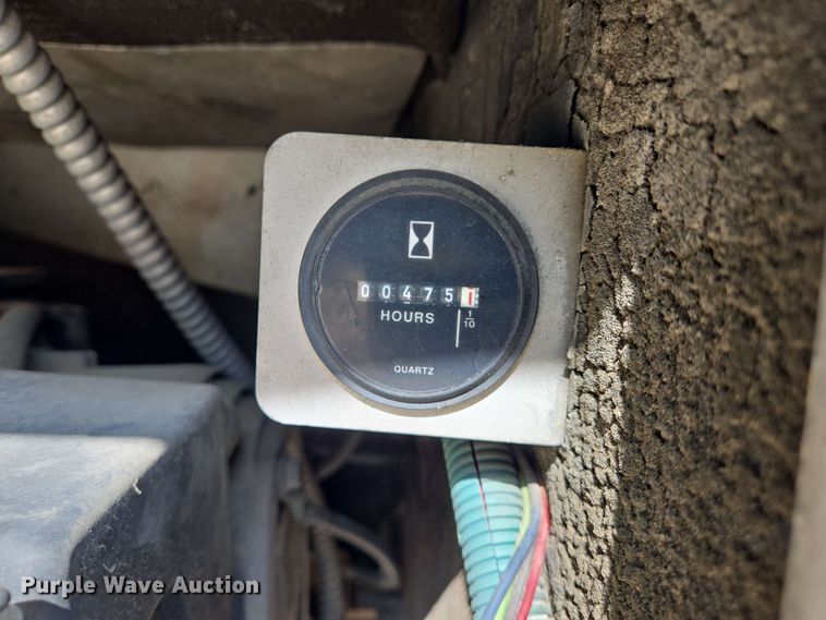 image for item DW7010 1995 Holiday Rambler Vacationer RV