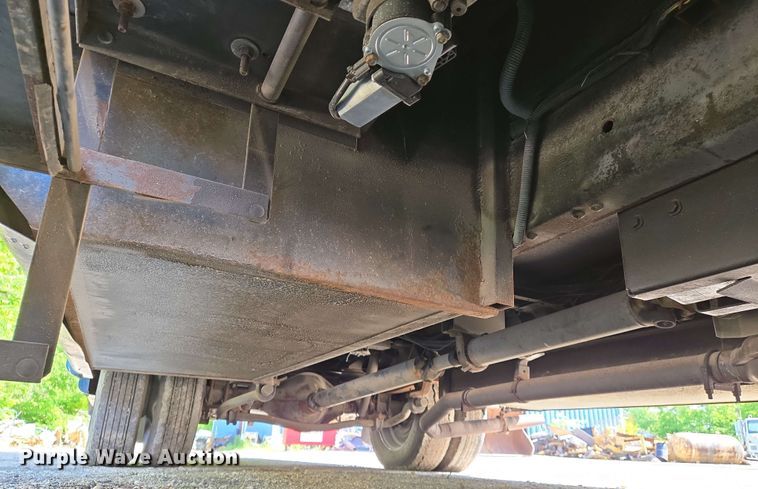 image for item DW7010 1995 Holiday Rambler Vacationer RV