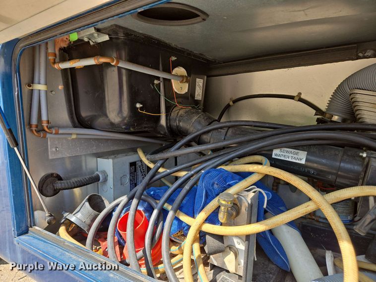 image for item DW7010 1995 Holiday Rambler Vacationer RV