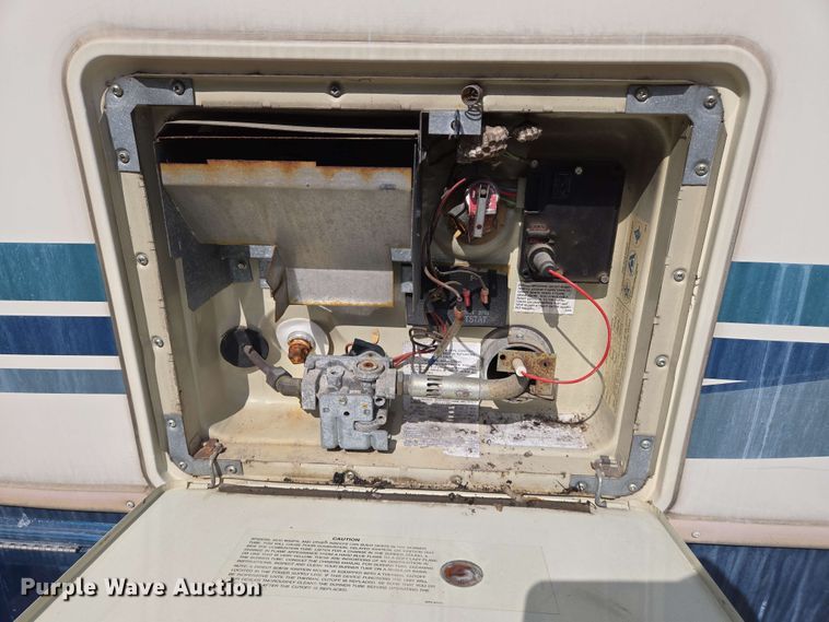 image for item DW7010 1995 Holiday Rambler Vacationer RV