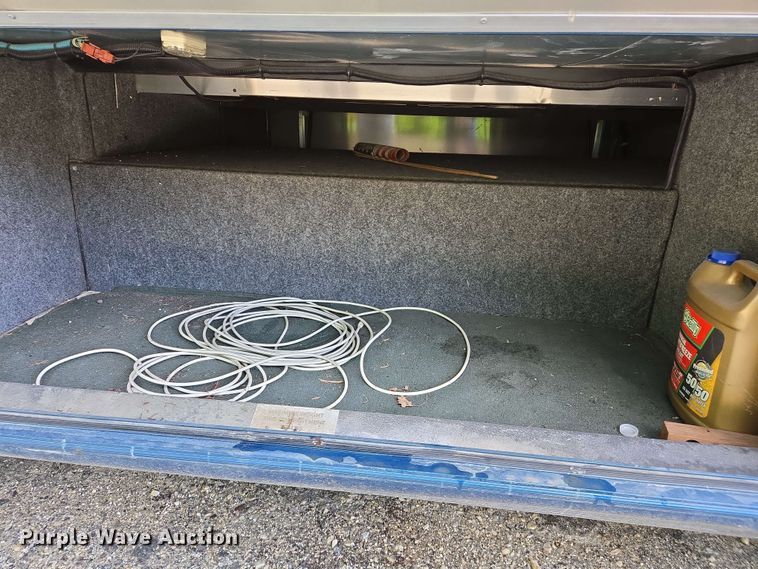 image for item DW7010 1995 Holiday Rambler Vacationer RV