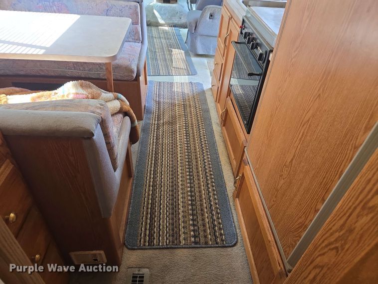 image for item DW7010 1995 Holiday Rambler Vacationer RV