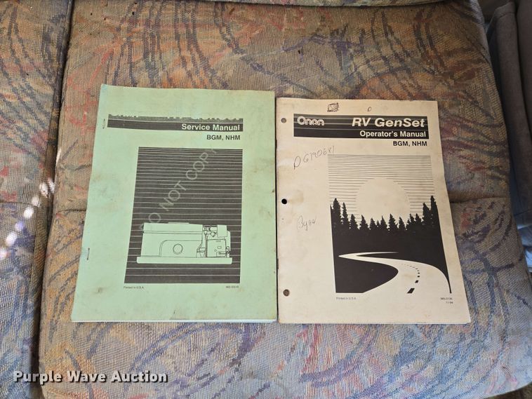 image for item DW7010 1995 Holiday Rambler Vacationer RV