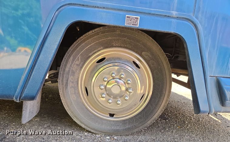 image for item DW7010 1995 Holiday Rambler Vacationer RV