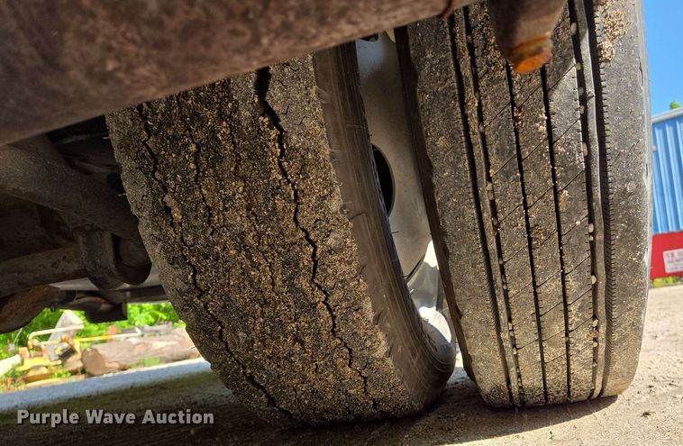 image for item DW7010 1995 Holiday Rambler Vacationer RV