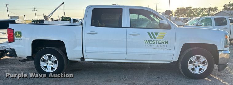 image for item DW8000 2017 Chevrolet Silverado 1500 Crew Cab pickup truck