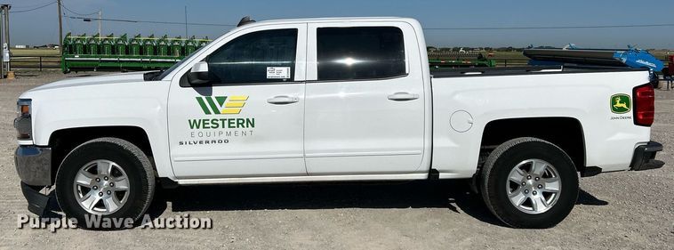 image for item DW8000 2017 Chevrolet Silverado 1500 Crew Cab pickup truck