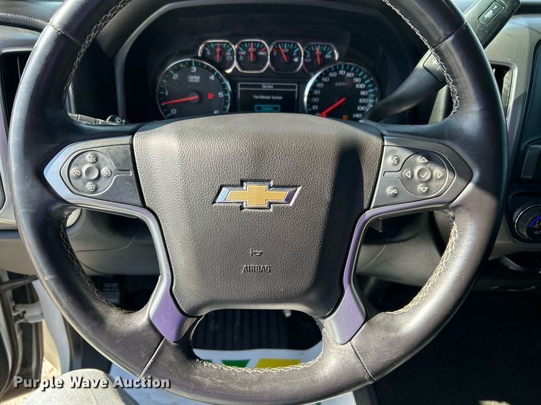 image for item DW8000 2017 Chevrolet Silverado 1500 Crew Cab pickup truck