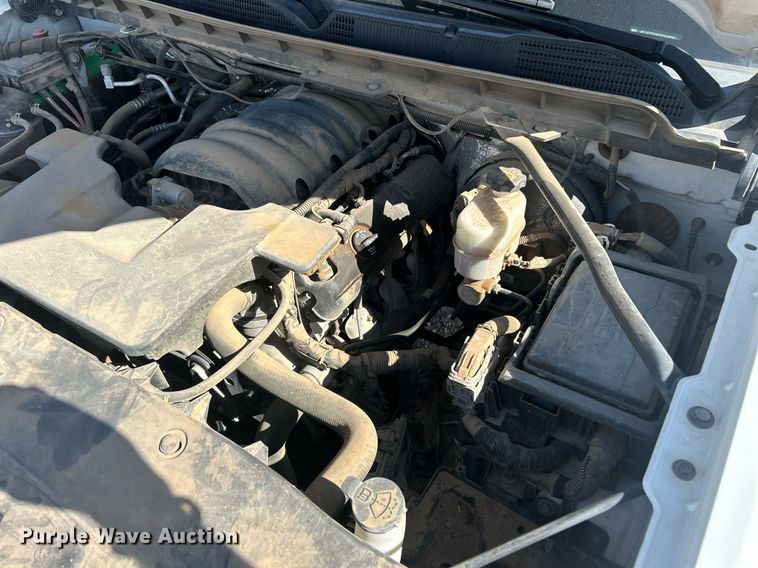 image for item DW8000 2017 Chevrolet Silverado 1500 Crew Cab pickup truck