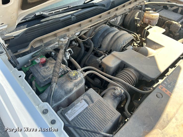 image for item DW8000 2017 Chevrolet Silverado 1500 Crew Cab pickup truck