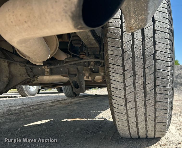 image for item DW8000 2017 Chevrolet Silverado 1500 Crew Cab pickup truck