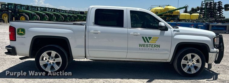 image for item DW8717 2015 GMC Sierra 1500 Crew Cab pickup truck