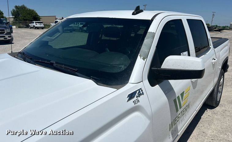 image for item DW8717 2015 GMC Sierra 1500 Crew Cab pickup truck