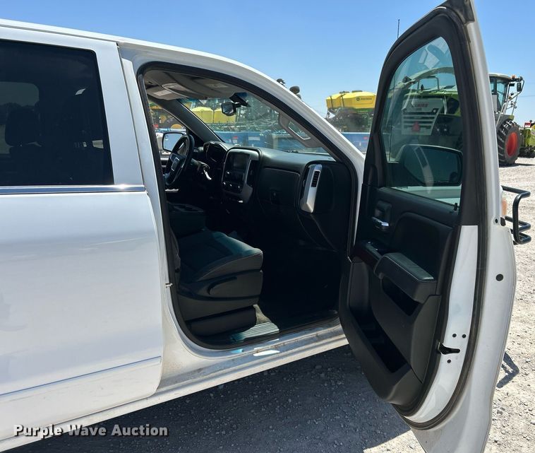 image for item DW8717 2015 GMC Sierra 1500 Crew Cab pickup truck