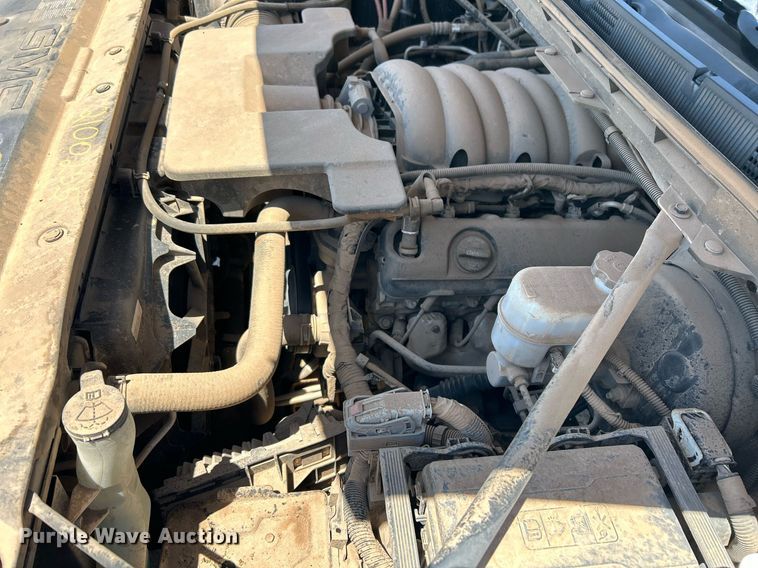 image for item DW8717 2015 GMC Sierra 1500 Crew Cab pickup truck