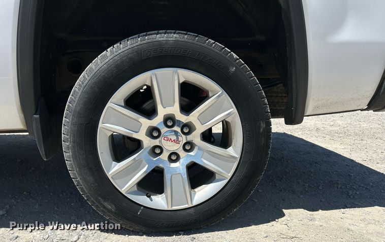 image for item DW8717 2015 GMC Sierra 1500 Crew Cab pickup truck