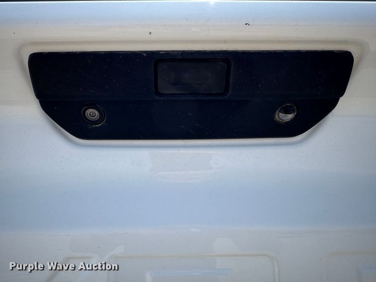 image for item DW8718 2020 Chevrolet  Silverado 1500 Crew Cab pickup truck