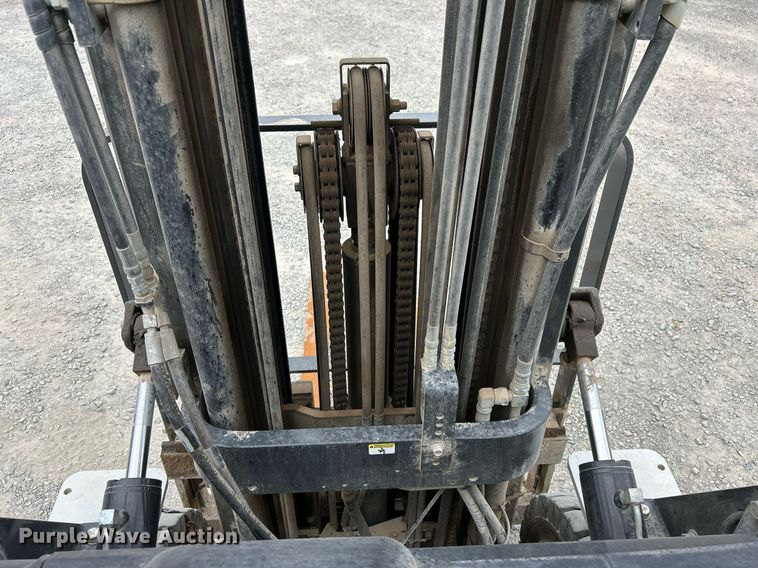 image for item DW8720 2016 UniCarriers PF50 forklift