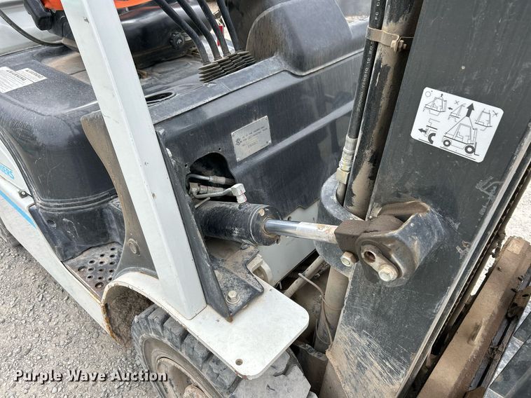 image for item DW8720 2016 UniCarriers PF50 forklift