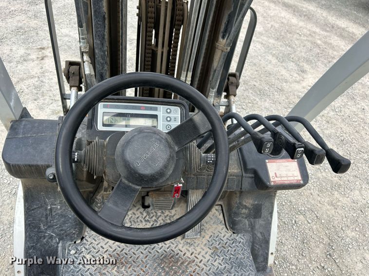 image for item DW8720 2016 UniCarriers PF50 forklift