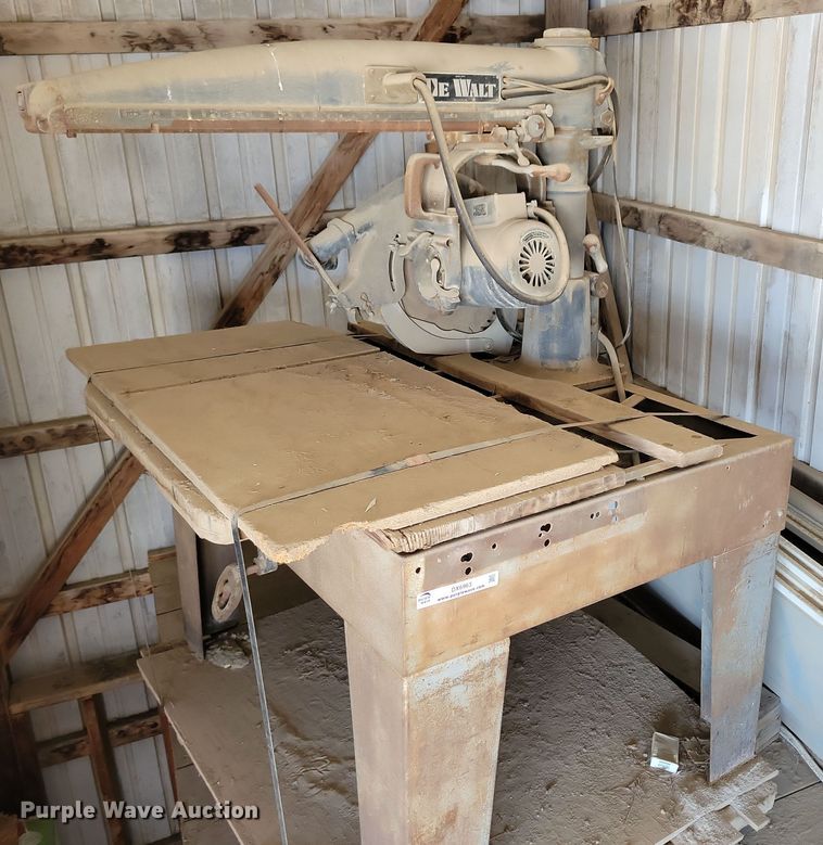 image for item DX6963 DeWalt GE65 radial arm saw