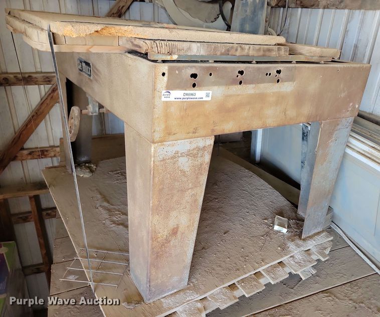 image for item DX6963 DeWalt GE65 radial arm saw