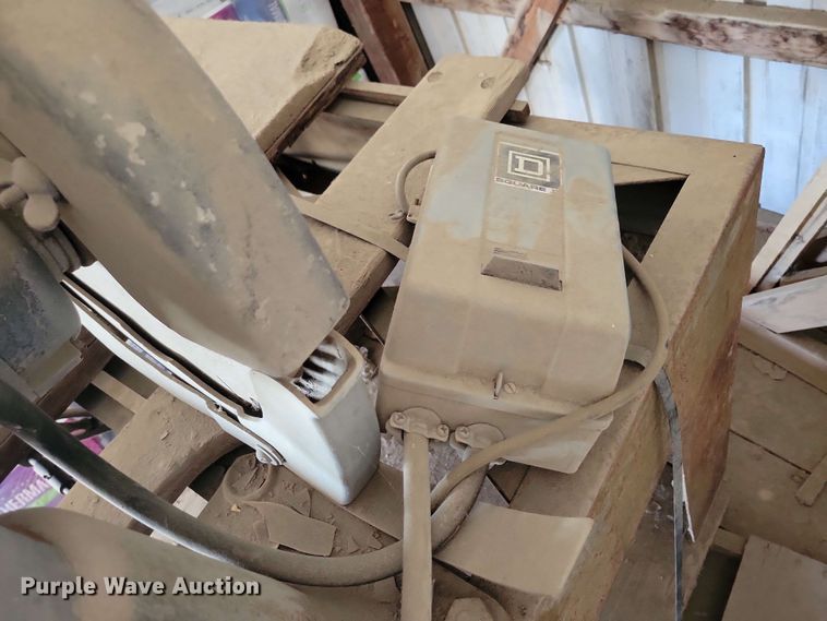 image for item DX6963 DeWalt GE65 radial arm saw