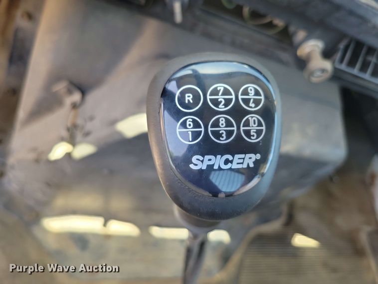 image for item DX6965 1998 International 4900 dump flatbed truck