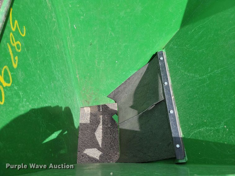 image for item DX6966 Wallenstein BX62 wood chipper