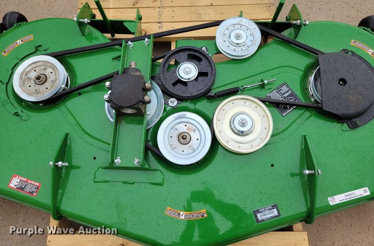 image for item DX6973 2021 John Deere 7 Iron Pro 72 mower deck