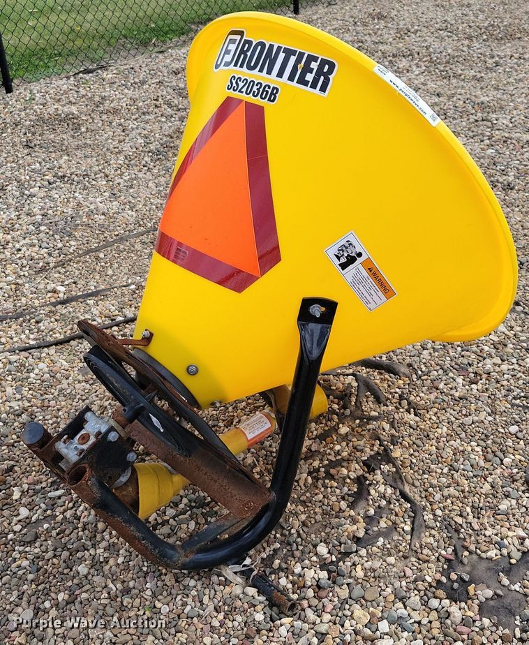 image for item DX6982 Frontier SS2036B three point spreader