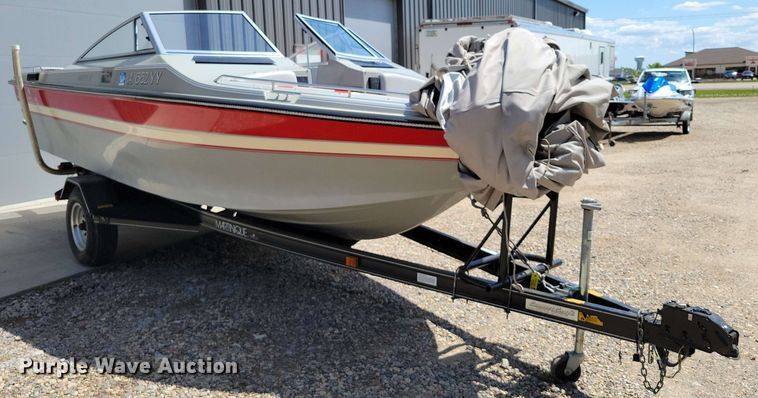 image for item DX6983 1989 Correct Craft Martinique boat