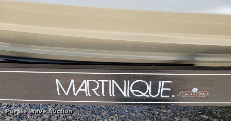 image for item DX6983 1989 Correct Craft Martinique boat