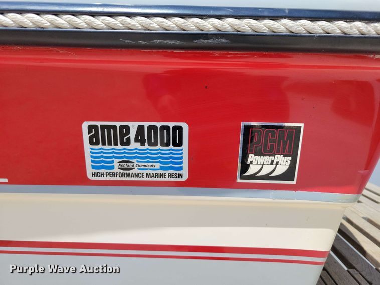 image for item DX6983 1989 Correct Craft Martinique boat