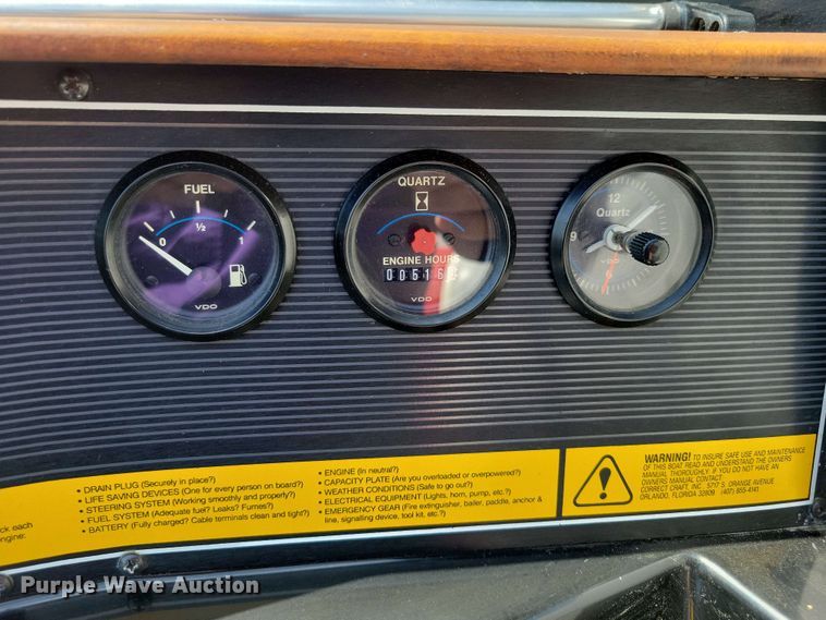 image for item DX6983 1989 Correct Craft Martinique boat