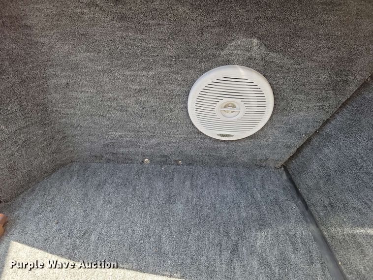 image for item DX6983 1989 Correct Craft Martinique boat