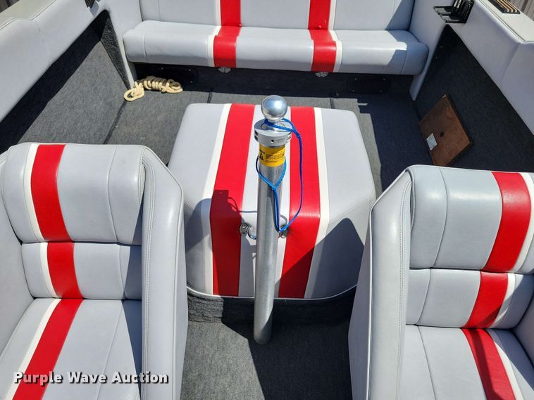 image for item DX6983 1989 Correct Craft Martinique boat