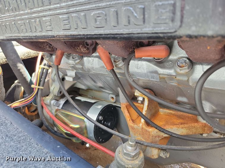 image for item DX6983 1989 Correct Craft Martinique boat