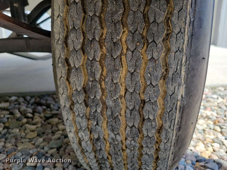 image for item DX6983 1989 Correct Craft Martinique boat