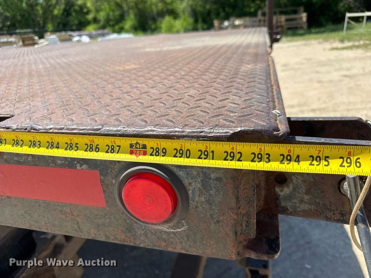 image for item DY0002 2002 Sterling LT9500 flatbed truck