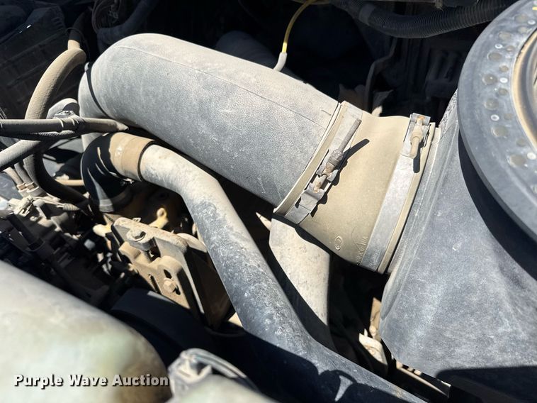 image for item DY0002 2002 Sterling LT9500 flatbed truck