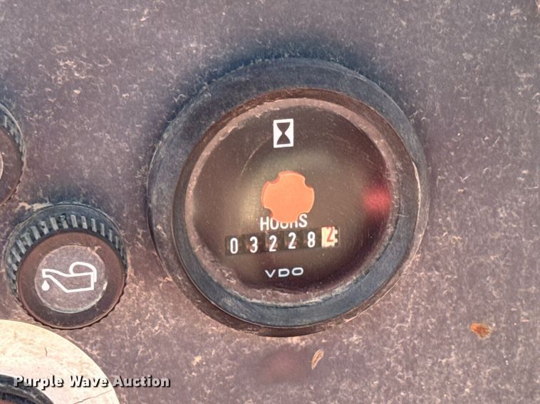 image for item DY0002 2002 Sterling LT9500 flatbed truck