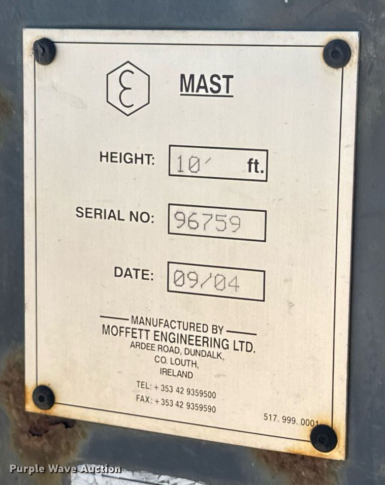 image for item DY0002 2002 Sterling LT9500 flatbed truck