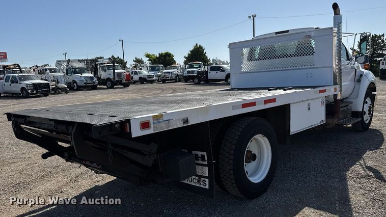 image for item DY0024 2012 Ford F650 Super Duty flatbed truck